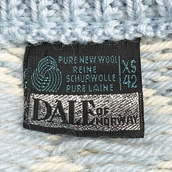 Dale of Norway Cardigan Blue White Wool Nordic Fair Isle Knit Sweater Large | 42 - Picture 13 of 16